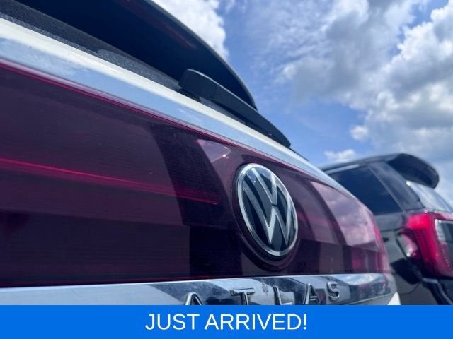2024 Volkswagen Atlas 2.0T SEL Premium R-Line
