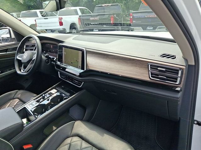 2024 Volkswagen Atlas 2.0T SEL Premium R-Line