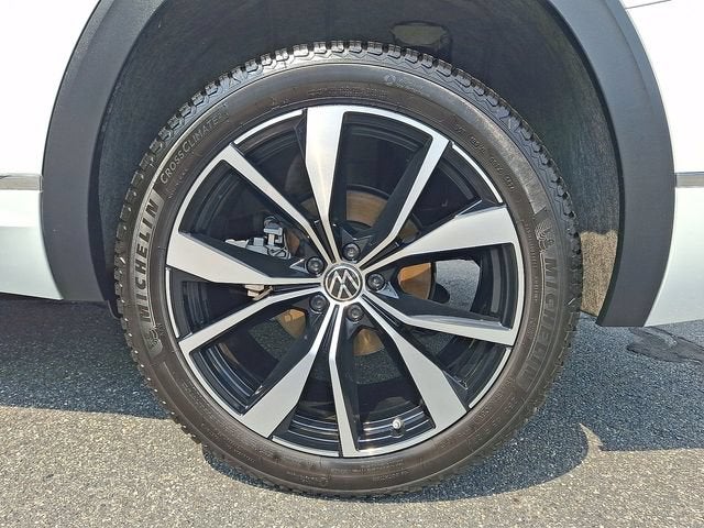 2024 Volkswagen Atlas 2.0T SEL Premium R-Line