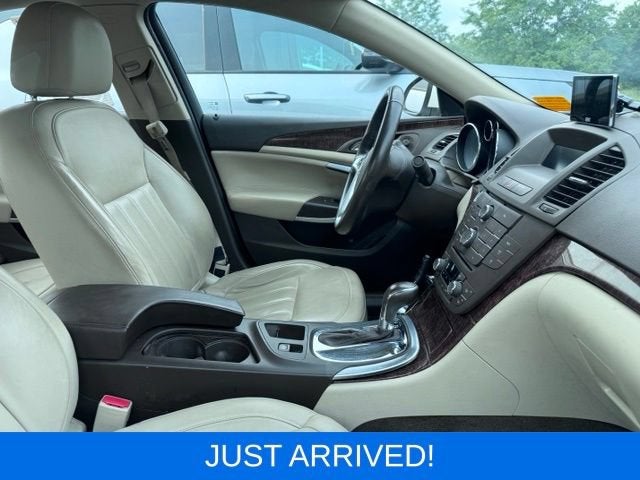 2012 Buick Regal Premium 1