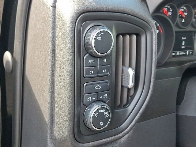 2022 Chevrolet Silverado 1500 LTD Custom Trail Boss