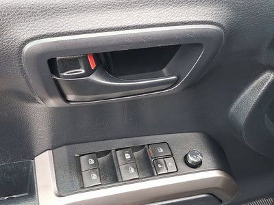 2018 Toyota Tacoma SR5 V6
