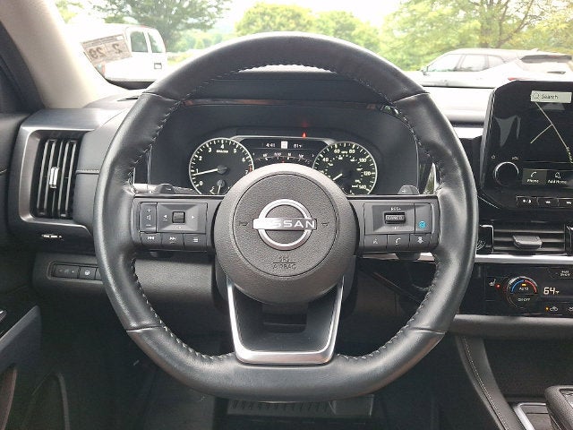 2024 Nissan Pathfinder SL 4WD