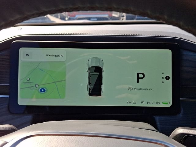 2023 RIVIAN R1S Adventure