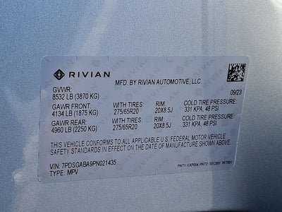 2023 RIVIAN R1S Adventure